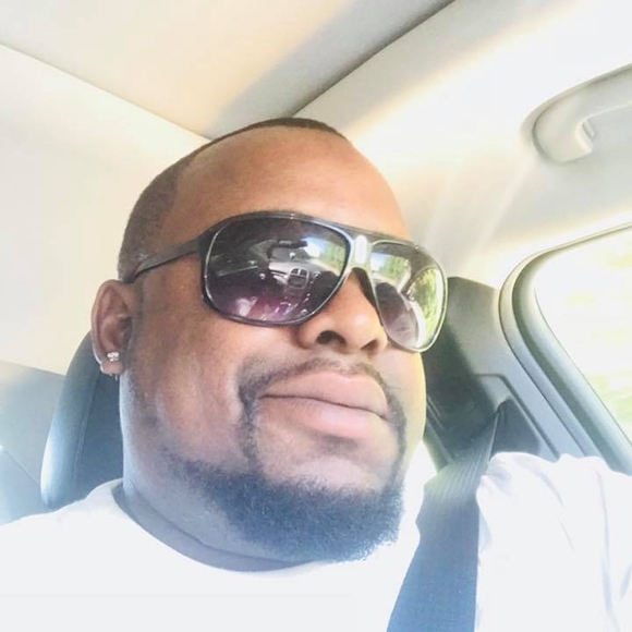 Meet your Posher, Roderick - Picture 1 of 1